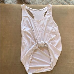 Lululemmon tank